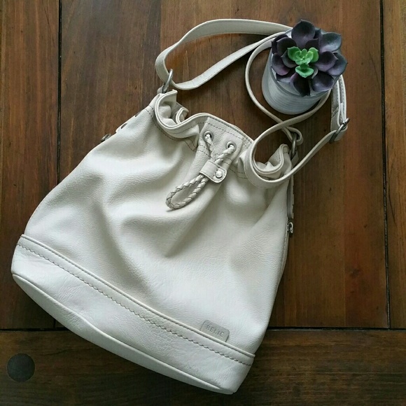Relic Handbags - Cream Relic Purse with an Adjustable Strap